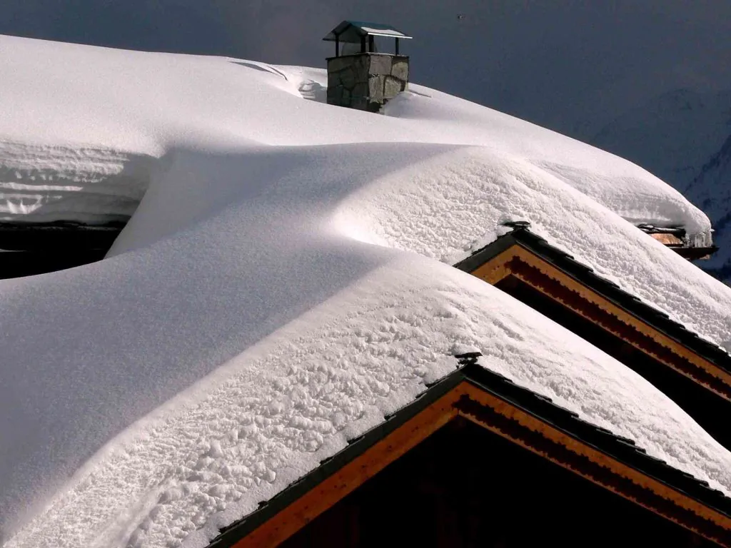 heavy snow roof