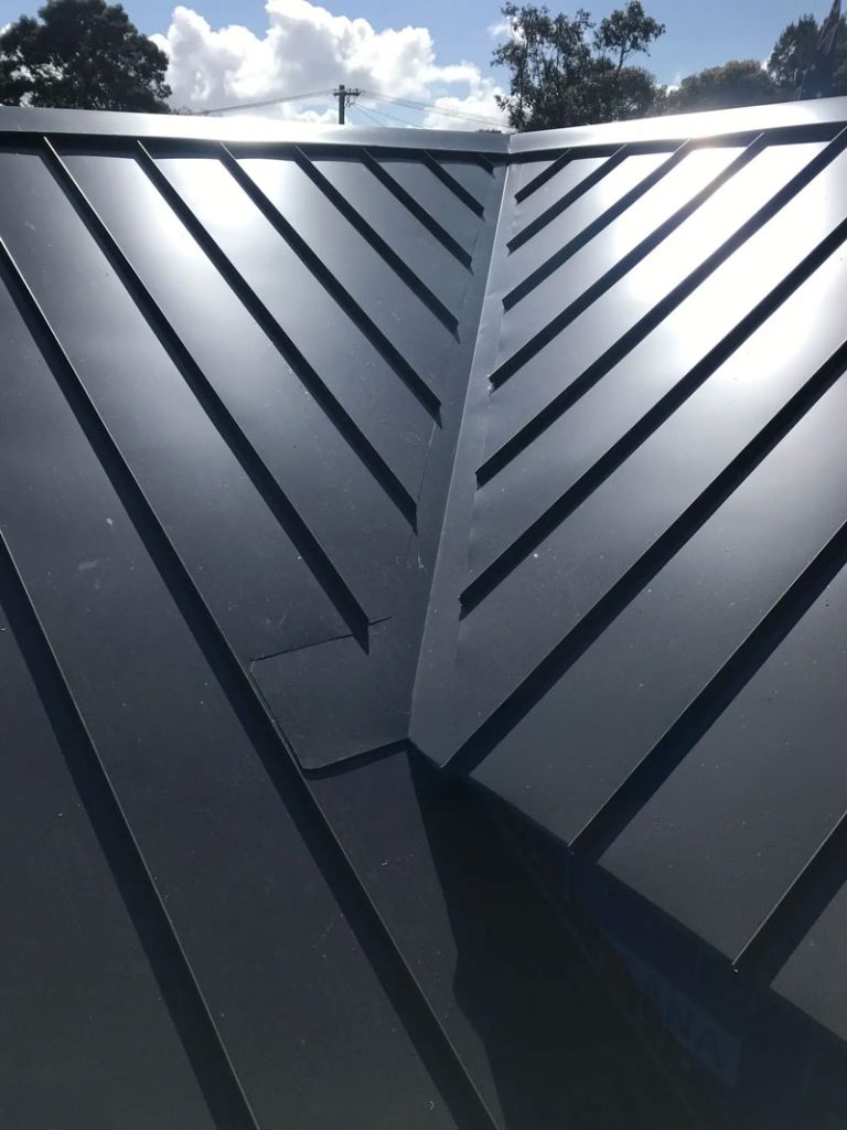 metal roofing material